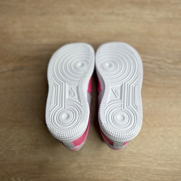 Nike Air Force 1 Custom Barbie Hand Painted Sneakers - Picture 7 of 8